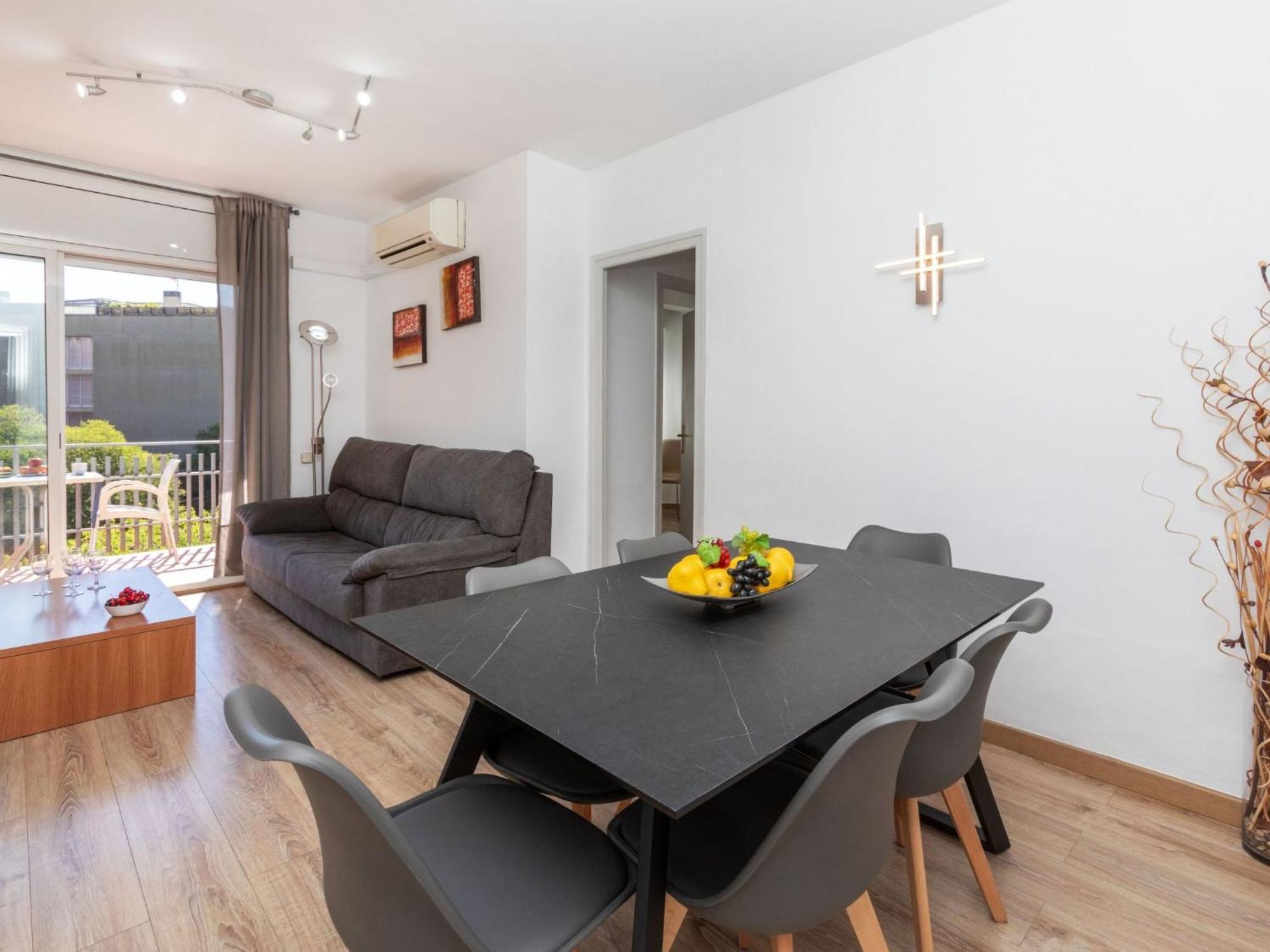 Apartment Eixample Esq Rocafort Diputacio By Interhome Barcelona Exterior photo